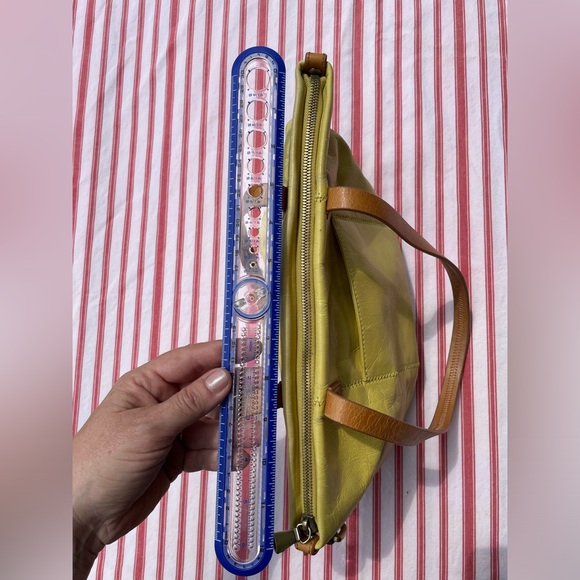 Hobo International mustard yellow leather small tote, in good condition - Picture 2 of 6